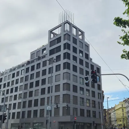 شقة Modern Flat With Rooftop Terrace براغ